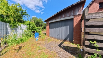 Mit handwerklichem Geschick zum Traumhaus – inklusive Vorkaufsrecht auf die zweite Haushälfte - DieMaacklerOHG (26006)