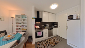 Attraktive 2- Zimmer Erdgeschosswohnung mit Garten - DieMaacklerOHG (27043)