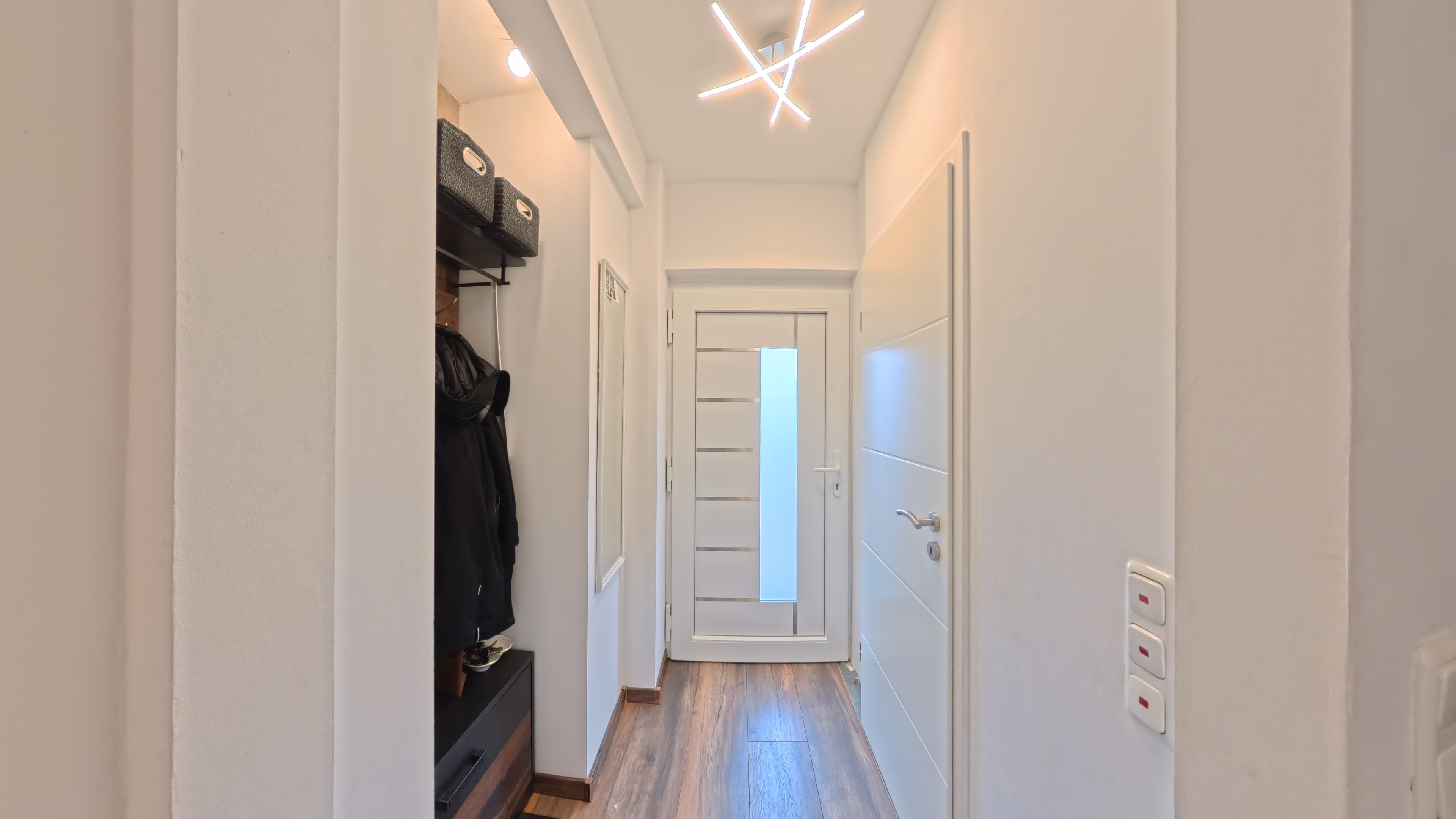 Familienfreundliches Mittelreihenhaus in Reppenstedt- 120 m² mit 5 Zimmern - DieMaacklerOHG (20149)