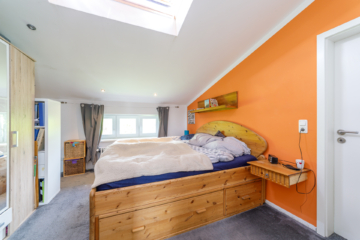 Stilvolles Architektenhaus mit lichtdurchfluteten Räumen, Kamin & Dachterrasse in Scharnebeck - Die Maackler OHG (15670)