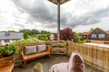 Stilvolles Architektenhaus mit lichtdurchfluteten Räumen, Kamin & Dachterrasse in Scharnebeck - Die Maackler OHG (15669)