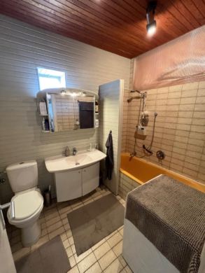 4-Zimmer-Wohnung mit Süd-Balkon in der Lüneburger Innenstadt - DieMaacklerOHG (27636)