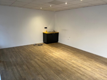 Lagerhalle mit Büro in verkehrsgünstiger Lage von Uelzen - DieMaacklerOHG (12998)