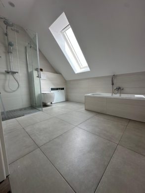 Moderne 125 m² Doppelhaushälfte mieten - geräumig, modern & familienfreundlich - DieMaacklerOHG (17116)