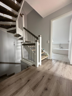 Moderne 125 m² Doppelhaushälfte mieten - geräumig, modern & familienfreundlich - DieMaacklerOHG (17118)