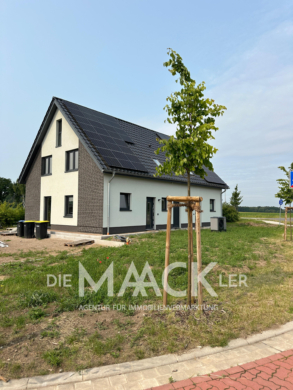 Moderne 125 m² Doppelhaushälfte mieten - geräumig, modern & familienfreundlich - DieMaacklerOHG (18683)