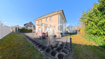 Zentral wohnen in Adendorf- Einfamilienhaus mit 120 m² Wohnfläche - DieMaacklerOHG (23014)