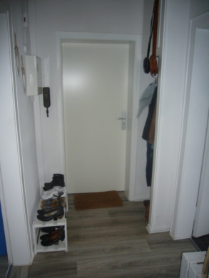 Möbliert einziehen: 1,5-Zimmer-Wohnung mit Südbalkon in zentraler Lage von Lüneburg - DieMaacklerOHG (19650)