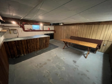 Geräumiger Bungalow mit viel Platz und Potenzial - DieMaacklerOHG (26776)