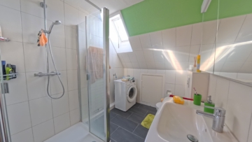 Attraktives EFH in Adendorf – großzügiges Grundstück & günstiger Einstieg dank Erbpacht - DieMaacklerOHG (20669)