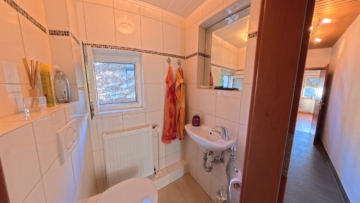 Attraktives EFH in Adendorf – großzügiges Grundstück & günstiger Einstieg dank Erbpacht - DieMaacklerOHG (20667)