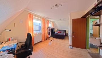 Attraktives EFH in Adendorf – großzügiges Grundstück & günstiger Einstieg dank Erbpacht - DieMaacklerOHG (20665)