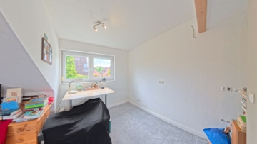 Gepflegtes Einfamilienhaus in ruhiger Lage von Lauenburg- 131 m² Wohnfläche & Gartenidylle - DieMaacklerOHG (18235)