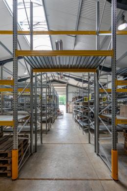 Moderne Lagerhalle für effiziente Produktion und Lagerung im Gewerbegebiet von Vögelsen - DieMaacklerOHG (16456)