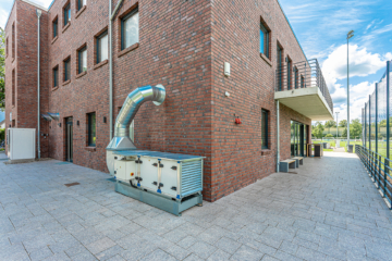 Modernes Bürogebäude in der Goseburg - DieMaacklerOHG (11940)