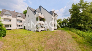 Großzügige 2-Zimmerwohnung mit Balkon und verwunschenem Blick ins Grüne - DieMaacklerOHG (27289)