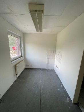 Teilbare Gewerbefläche im Herzen von Hagenow - DieMaacklerOHG (13047)