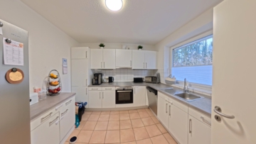 Sachwert mit Zukunft – vermietete Doppelhaushälfte als Kapitalanlage - DieMaacklerOHG (19106)