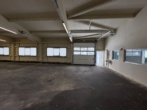 DieMaacklerOHG - Praktische Halle mit Büro- und Nebenräumen in Adendorf zu vermieten