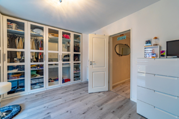 Auf die Lage kommt es an. Von hier aus können Sie Lüneburg noch besser genießen - Schlafzimmer (14450)