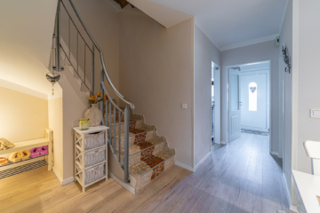 Auf die Lage kommt es an. Von hier aus können Sie Lüneburg noch besser genießen - Flur EG (14449)