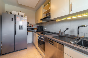 Auf die Lage kommt es an. Von hier aus können Sie Lüneburg noch besser genießen - Küche (14439)