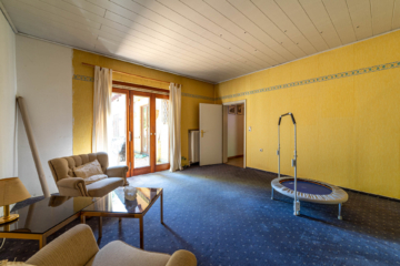 Sanierungbedürftiges Einfamilienhaus in naturnaher Umgebung von Häcklingen - DieMaacklerOHG (16750)