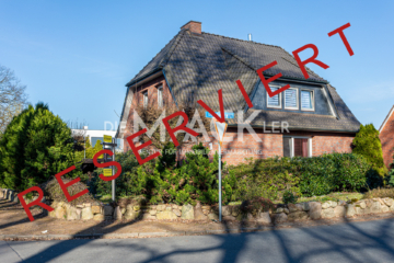 Charmantes Zweifamilienhaus mit vielfältigen Nutzungsmöglichkeiten - Hausansicht (16966)