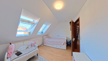 Attraktive 4-Zimmer-Wohnung mit Studio, Garten und Stellplatz in Wendisch Evern bei Lüneburg - DieMaacklerOHG (26438)