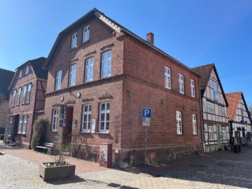 Bereit für neuen Schwung- Historisches Altstadthaus im Stadtkern von Hitzacker - DieMaacklerOHG (20417)