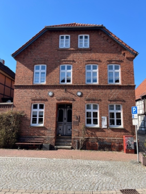 Bereit für neuen Schwung- Historisches Altstadthaus im Stadtkern von Hitzacker - DieMaacklerOHG (20430)