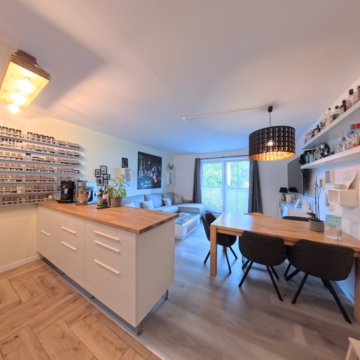 Bungalow mit 2 Einheiten und 90 m² Wohnfläche- vollvermietetes Anlageobjekt - DieMaacklerOHG (16802)
