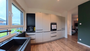 Moderne Architektur trifft Zukunftstechnik–Energieeffizientes Wohnen in ruhiger Lage von Artlenburg - Küche 2 (21761)