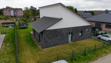 Moderne Architektur trifft Zukunftstechnik–Energieeffizientes Wohnen in ruhiger Lage von Artlenburg - Die Maackler OHG (21745)