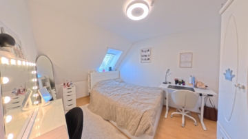 Attraktive 4-Zimmer-Wohnung mit Studio, Garten und Stellplatz in Wendisch Evern bei Lüneburg - DieMaacklerOHG (20642)