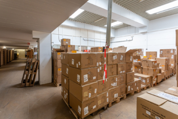 Lagerfläche im Ortskern von Adendorf – 490 m² mit Ausstattung - DieMaacklerOHG (13254)