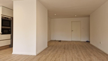 Vollvermietetes Mehrfamilienhaus mit Gewerbeeinheiten in Adendorf - DieMaacklerOHG (20224)