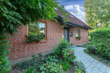 Attraktive Kapitalanlage in Neetze- vollvermietetes Zweifamilienhaus in ruhiger Lage - DieMaacklerOHG (17384)