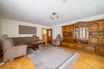 Familienfreundlicher Bungalow am Feldrand von Reppenstedt - 127 m² mit großem Keller - DieMaacklerOHG (17291)