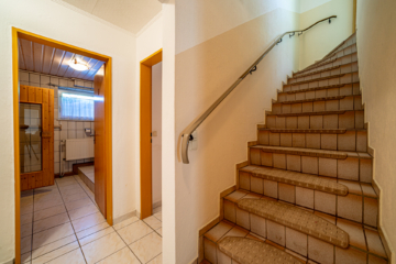 Familienfreundlicher Bungalow am Feldrand von Reppenstedt - 127 m² mit großem Keller - DieMaacklerOHG (17303)