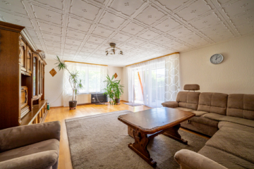 Familienfreundlicher Bungalow am Feldrand von Reppenstedt - 127 m² mit großem Keller - DieMaacklerOHG (16365)
