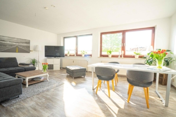 Großzügige 4- Zimmer Wohnung mit Garten in Adendorf - DieMaacklerOHG (24779)