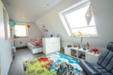 DieMaacklerOHG - Großzügige 4- Zimmer Wohnung mit Garten in Adendorf