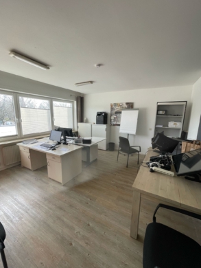 Bürofläche in Hamburg-Harburg – 400 m² flexibel gestaltbar - DieMaacklerOHG (13018)